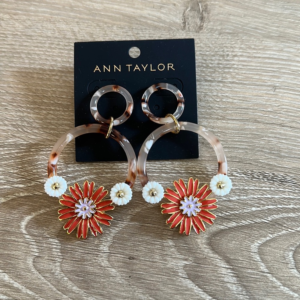 NWT Ann Taylor earrings